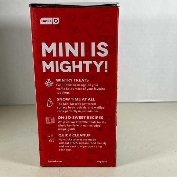 New In Box, Dash Light Blue Snowman mini waffle maker - Picture 3 of 8